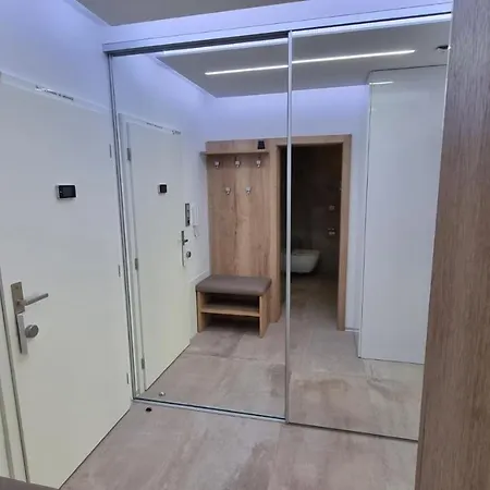 No. 29 - Riviera 511 Apartment