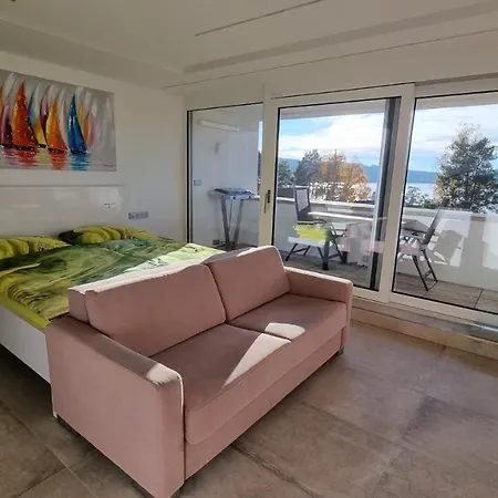 No. 29 - Riviera 511 *