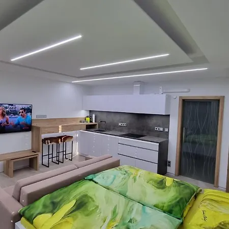 No. 29 - Riviera 511 Apartment